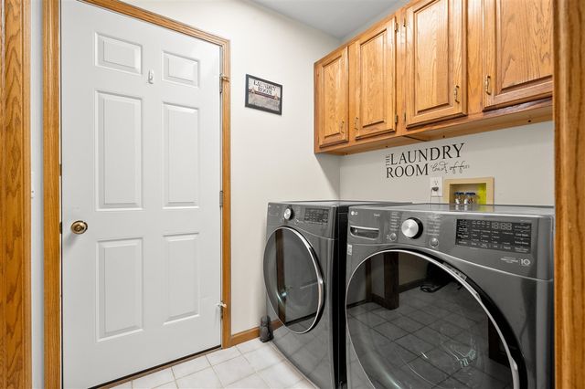 7704 S 10th Street, Kalamazoo, MI 49009