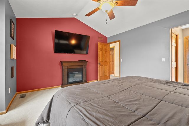 7704 S 10th Street, Kalamazoo, MI 49009