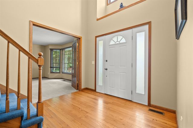 7704 S 10th Street, Kalamazoo, MI 49009