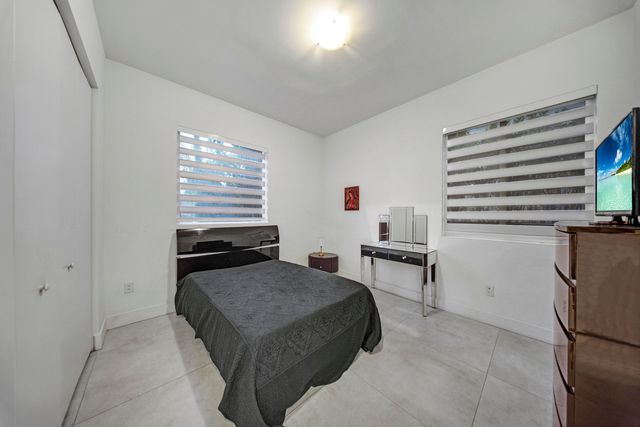 10081 NW 75TH Terrace, Doral, FL 33178