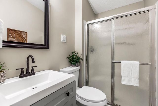 7132 Parallel Parkway, Kansas City, KS 66112