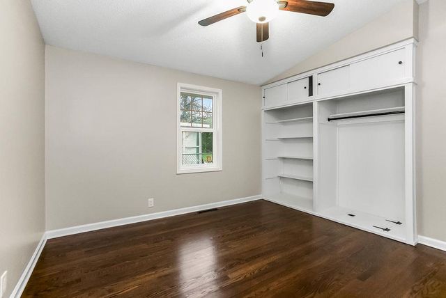 7132 Parallel Parkway, Kansas City, KS 66112