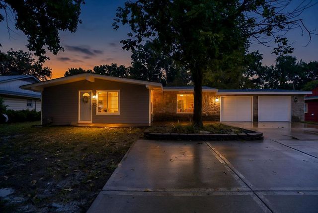 7132 Parallel Parkway, Kansas City, KS 66112
