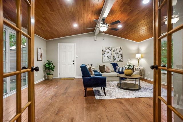 7132 Parallel Parkway, Kansas City, KS 66112