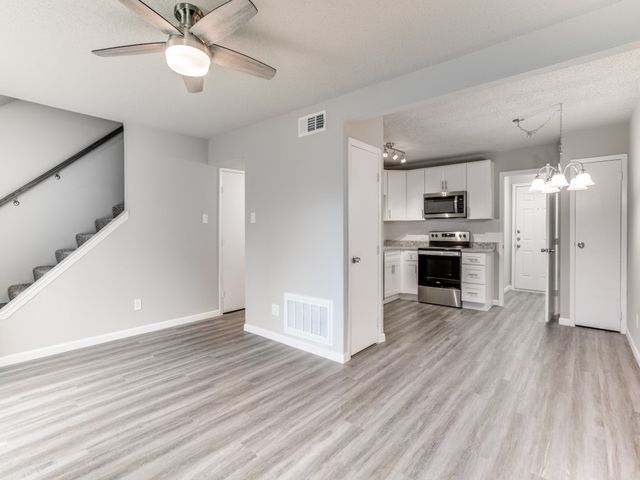 5731 Shadydell Drive, Fort Worth, TX 76135