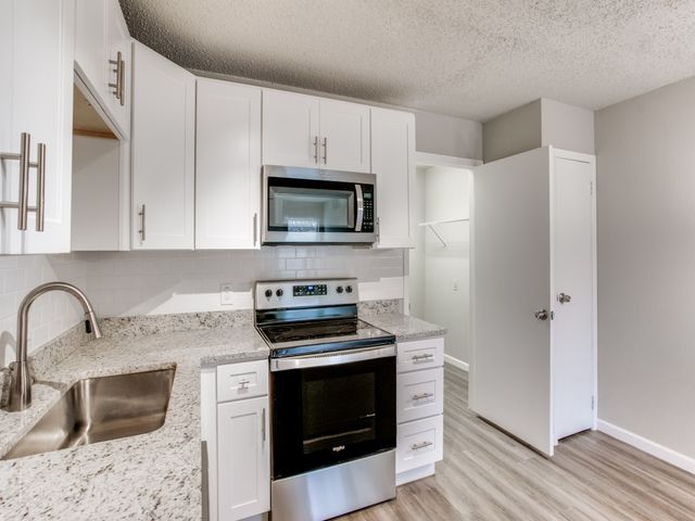 5731 Shadydell Drive, Fort Worth, TX 76135