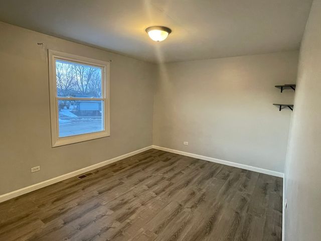 8217 N Carrolton Court 0, Hanover Park, IL 60133