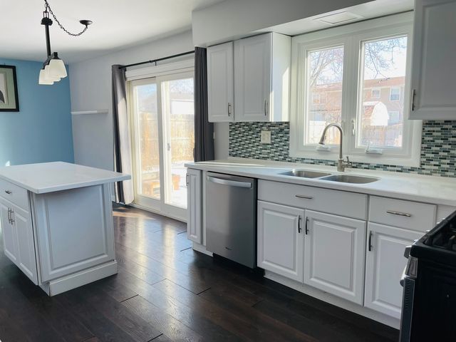 8217 N Carrolton Court 0, Hanover Park, IL 60133