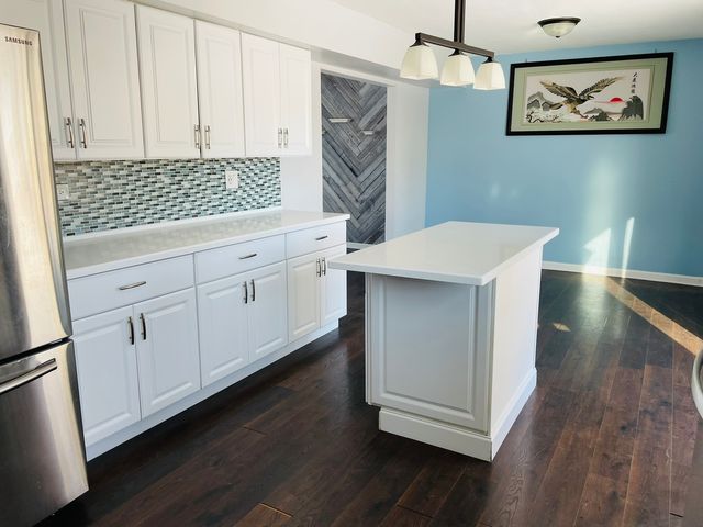 8217 N Carrolton Court 0, Hanover Park, IL 60133