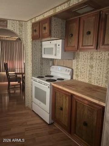 2140 N Cajeme Avenue, Casa Grande, AZ 85122