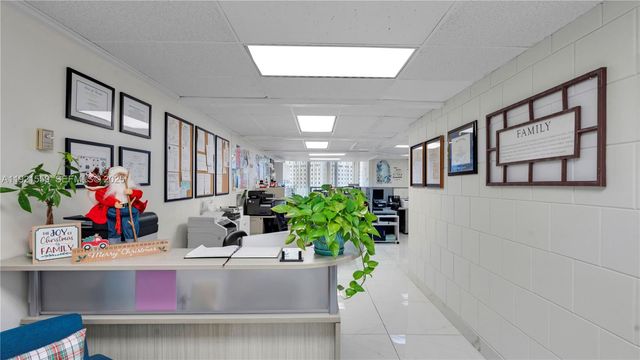 747 Ponce De Leon Blvd 410, Coral Gables, FL 33134