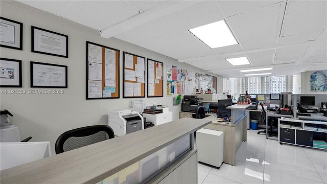 747 Ponce De Leon Blvd 410, Coral Gables, FL 33134