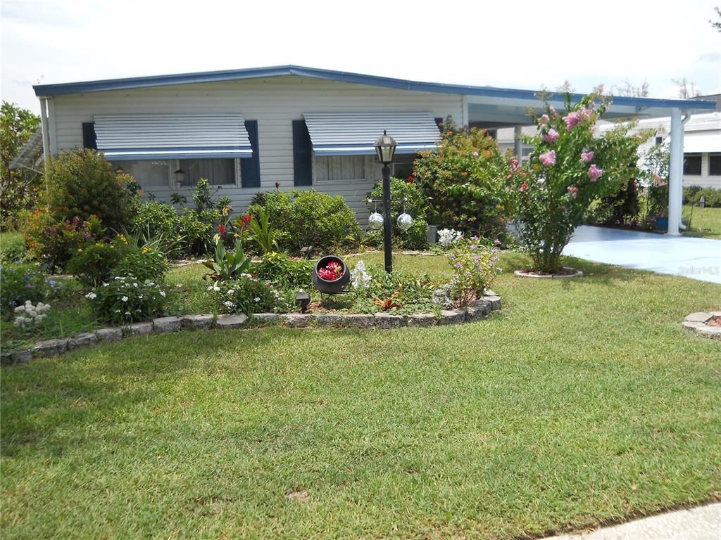 919 WEEPING WILLOW AVENUE, Lady Lake, FL 32159