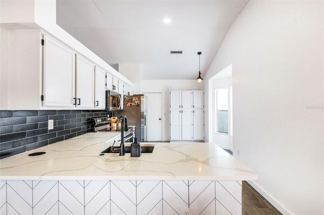 4451 6TH AVENUE E, Bradenton, FL 34208