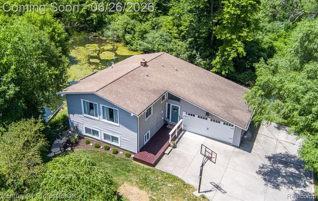 500 Neptune Drive, Ortonville, MI 48462