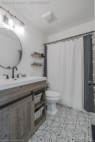 500 Neptune Drive, Ortonville, MI 48462