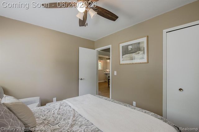 500 Neptune Drive, Ortonville, MI 48462