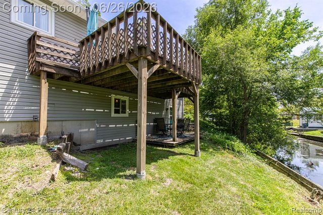 500 Neptune Drive, Ortonville, MI 48462