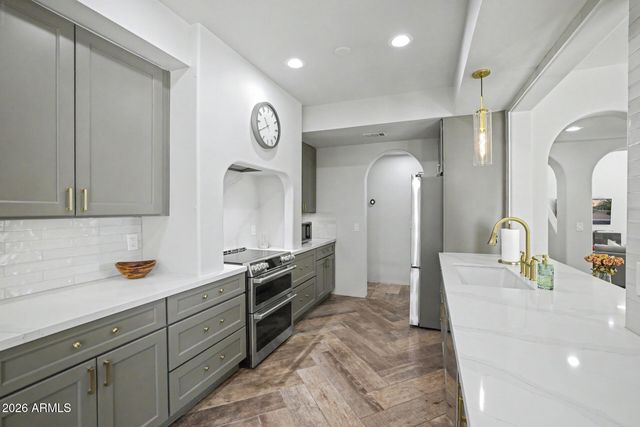 15812 N BOULDER Drive, Fountain Hills, AZ 85268