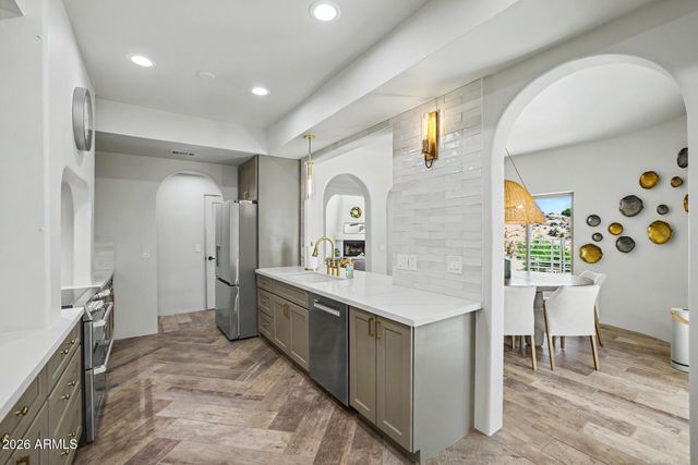 15812 N BOULDER Drive, Fountain Hills, AZ 85268