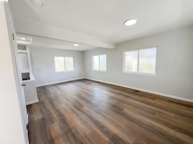 2291 Yale St, Martinez, CA 94553