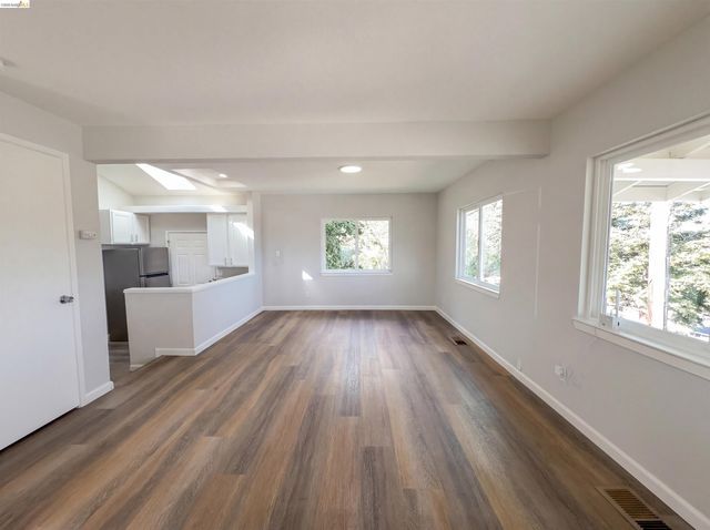 2291 Yale St, Martinez, CA 94553