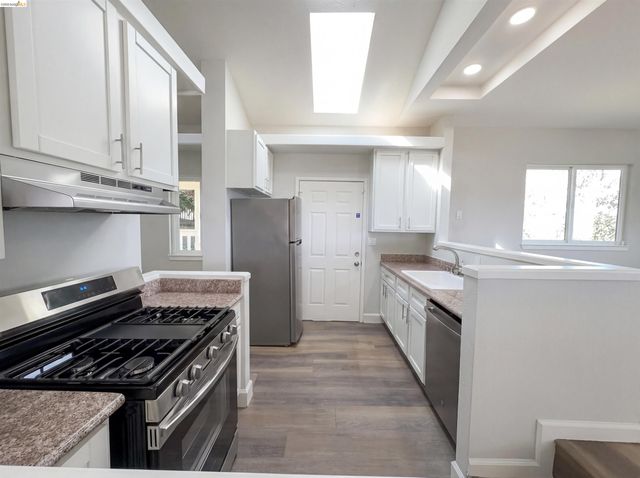 2291 Yale St, Martinez, CA 94553