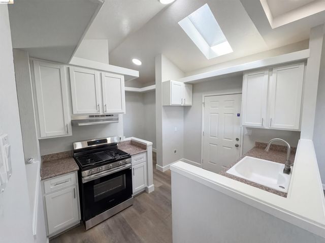 2291 Yale St, Martinez, CA 94553