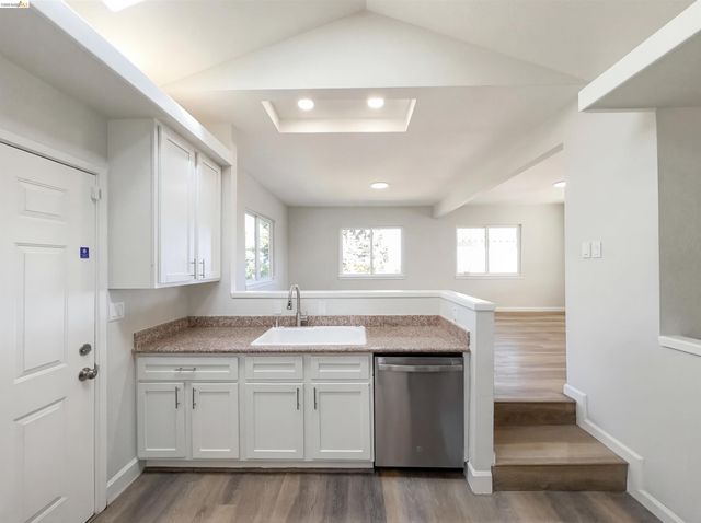 2291 Yale St, Martinez, CA 94553