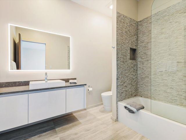 10230 Marsh Lane, Dallas, TX 75229