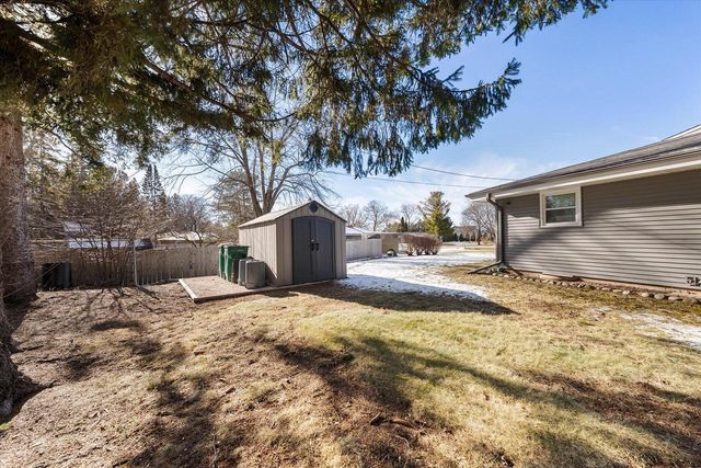 N97W16385 Tippicanoe COURT, Germantown, WI 53022