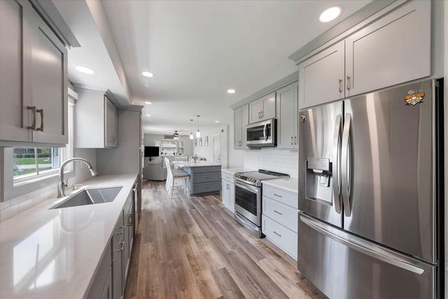 N97W16385 Tippicanoe COURT, Germantown, WI 53022