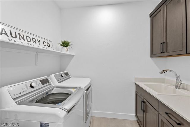 413 Highview Ridge Avenue, Las Vegas, NV 89138