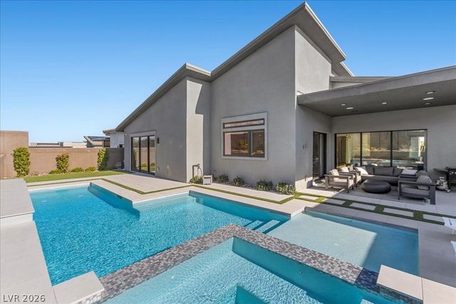 413 Highview Ridge Avenue, Las Vegas, NV 89138