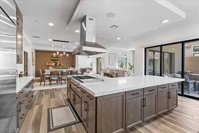 413 Highview Ridge Avenue, Las Vegas, NV 89138