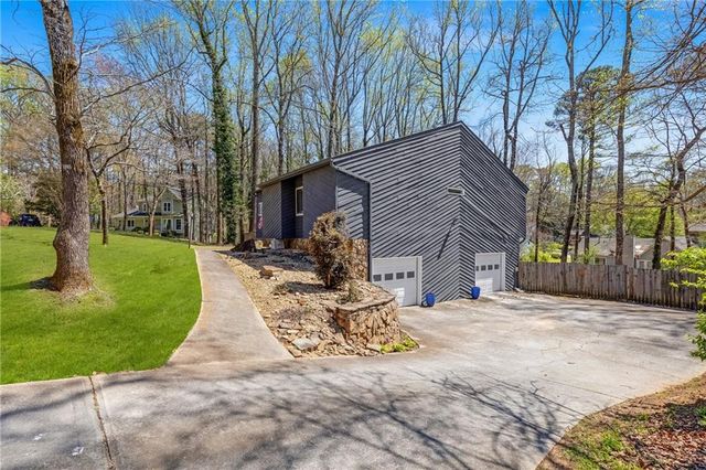 5407 Post Road Pass, Stone Mountain, GA 30088