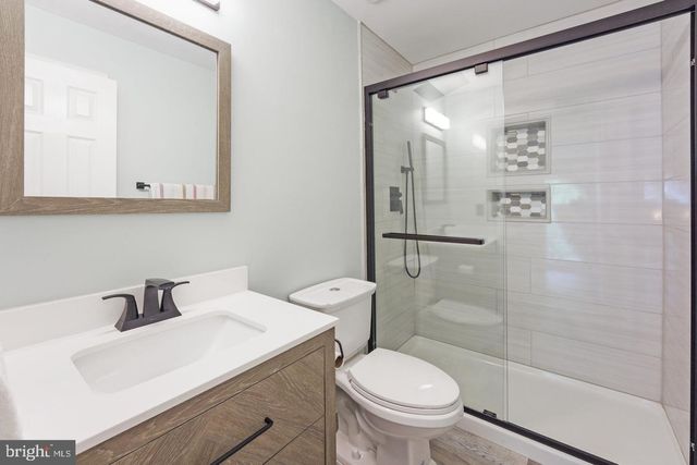 6624 THURLTON DR, Alexandria, VA 22315