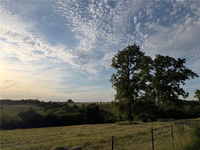 Cr-420, Berryville, AR 72616