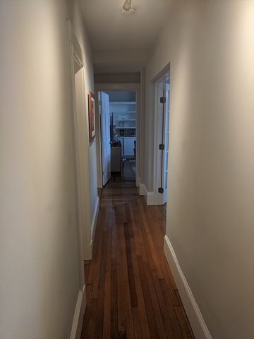 33 Westbourne Ter 3, Brookline, MA 02446