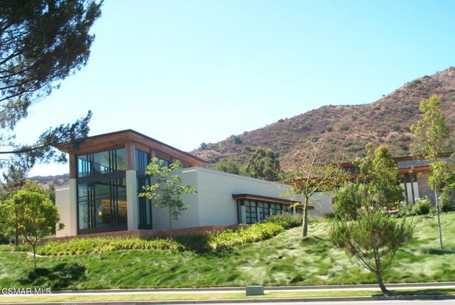 4511 Henley Court, Westlake Village, CA 91361