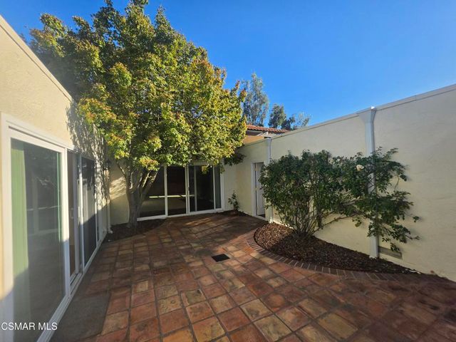 4511 Henley Court, Westlake Village, CA 91361