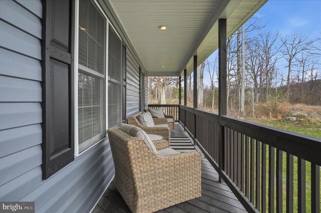 605 WESTERN LN, Front Royal, VA 22630