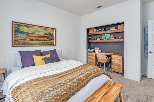 4658 Scenic Vista Dr, Folsom, CA 95630