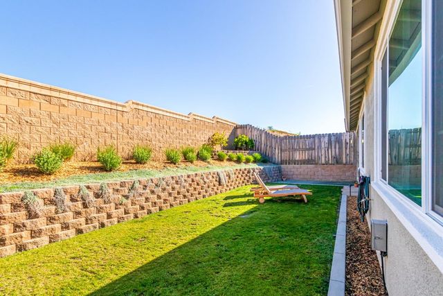 4658 Scenic Vista Dr, Folsom, CA 95630