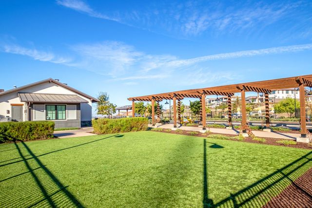 4658 Scenic Vista Dr, Folsom, CA 95630