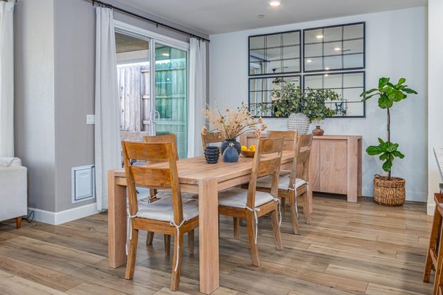 4658 Scenic Vista Dr, Folsom, CA 95630