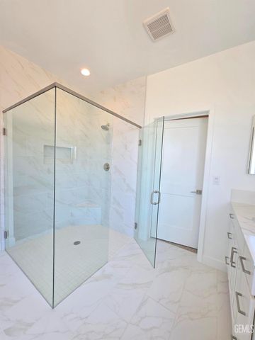 11916 Pendulum Drive, Bakersfield, CA 93306