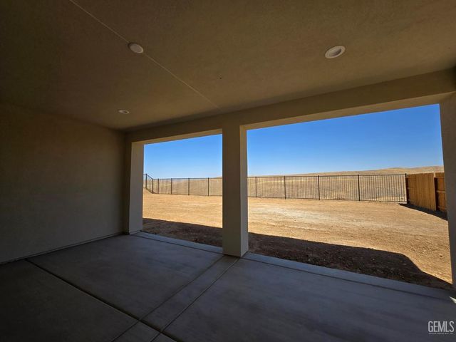 11916 Pendulum Drive, Bakersfield, CA 93306
