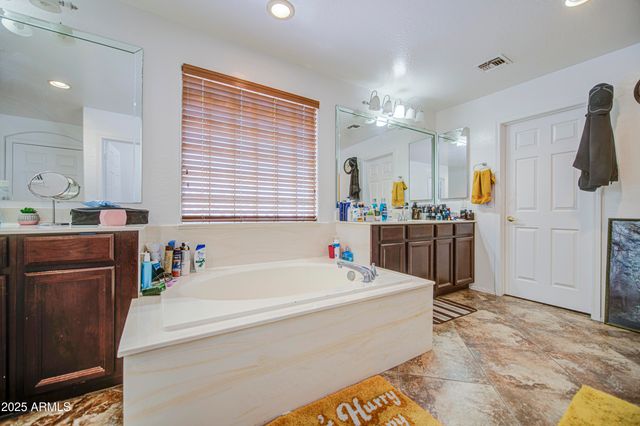 7419 S 25TH Drive, Phoenix, AZ 85041