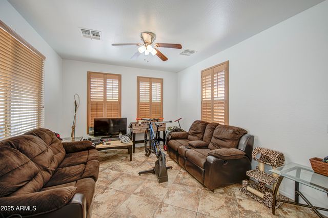 7419 S 25TH Drive, Phoenix, AZ 85041